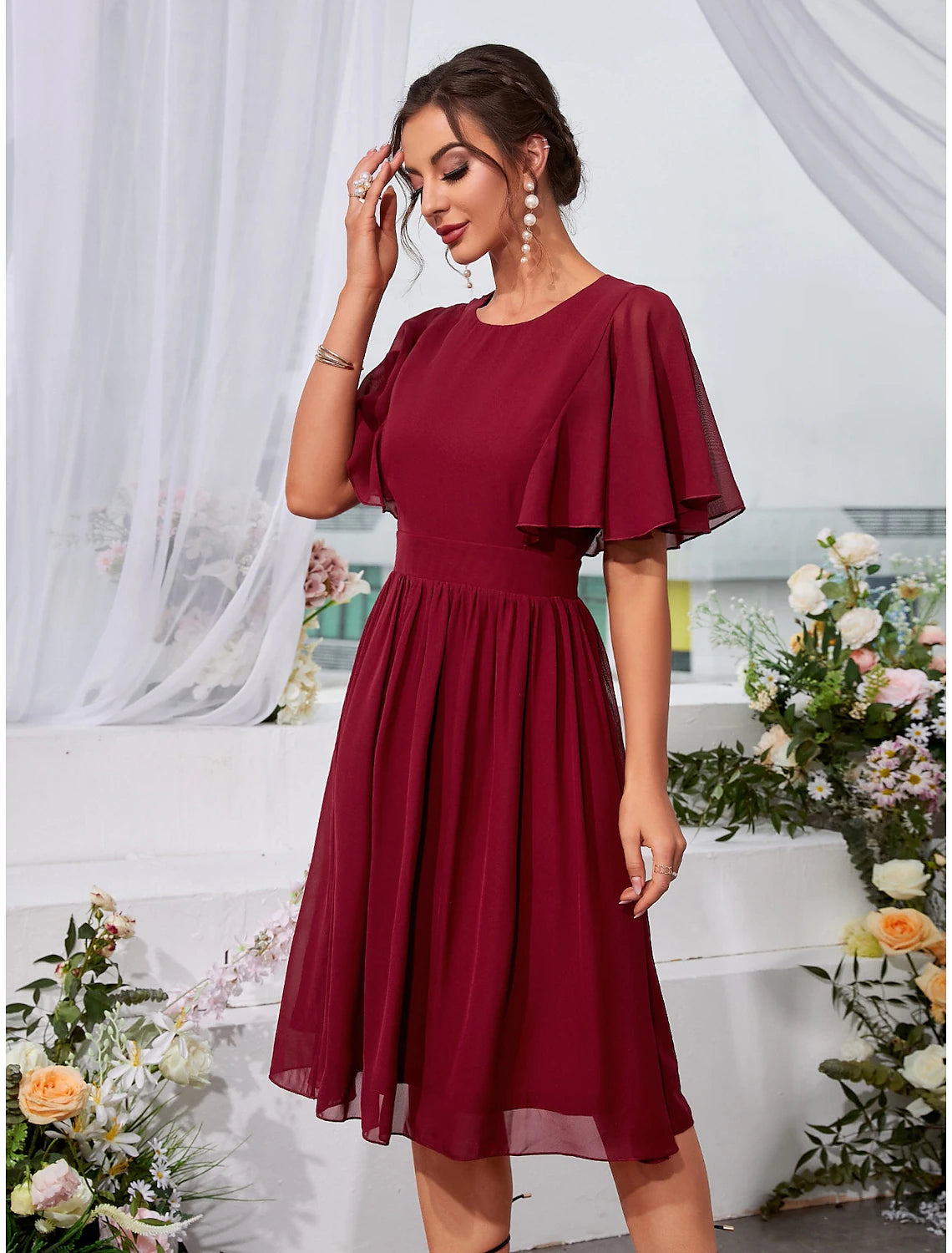 A-Linie Kleider für Hochzeitsgäste Elegantes Kleid Urlaub Knielang Kurzarm Rundhals Chiffon mit Falten Rüschen